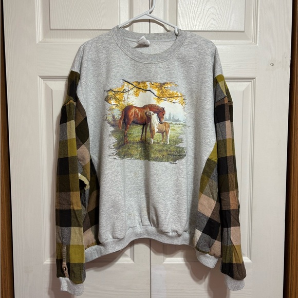 Gildan Tops - Upcycled Horse Crewneck Sweatshirt with Plaid Sleeves